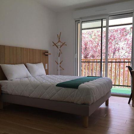 Logis Hotel Les Tilleuls Bruere-Allichamps Bagian luar foto
