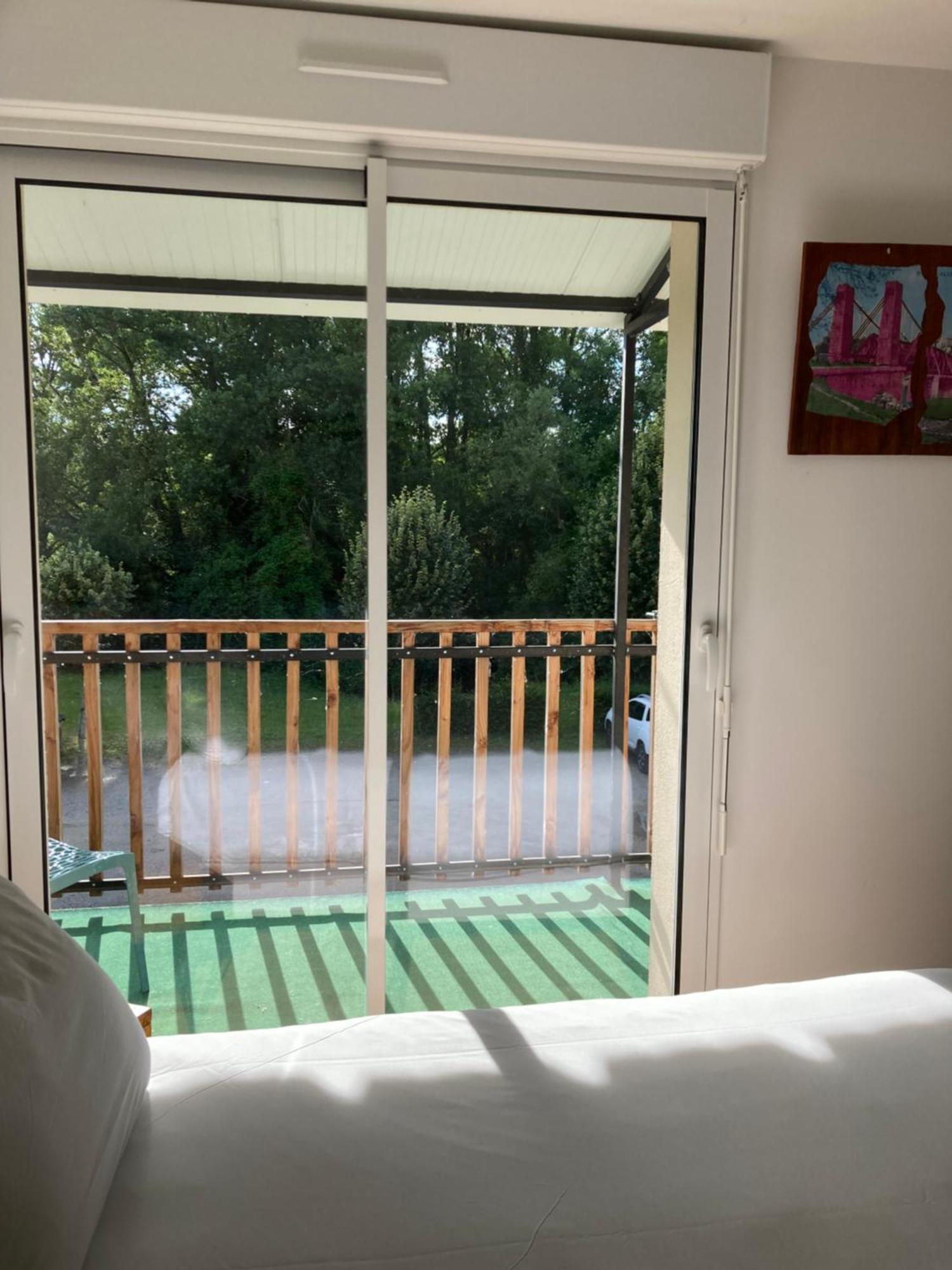 Logis Hotel Les Tilleuls Bruere-Allichamps Bagian luar foto